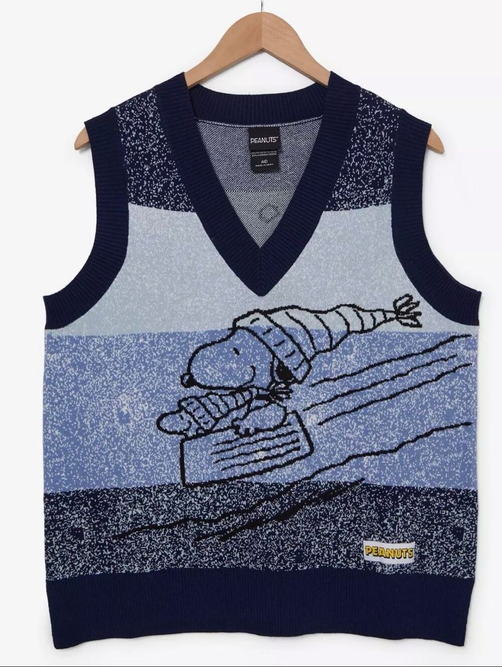 Peanuts Snoopy & Woodstock Sledding Sweater Vest NWT Size Large